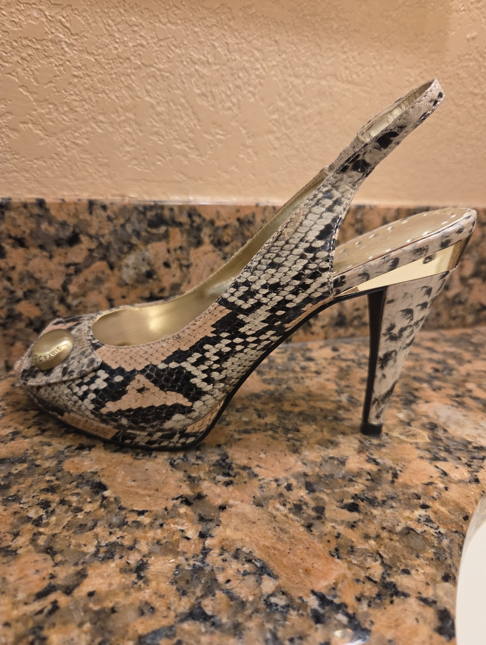 New BCBG Snake-Skin Slingback High Heel Peep-Toe (Black, Cream, Gold)
